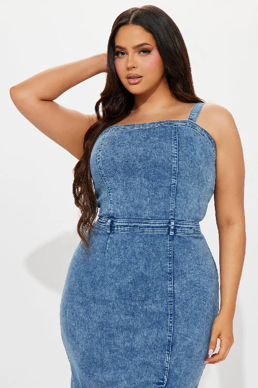 Addison Denim Maxi Dress - Light Wash