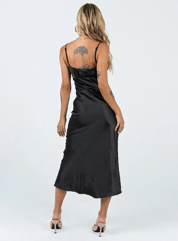 Averie Midi Dress Black