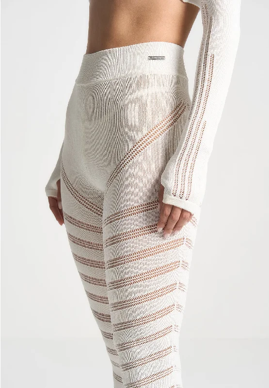 High Waisted Knitted Spiral Contour Leggings - White