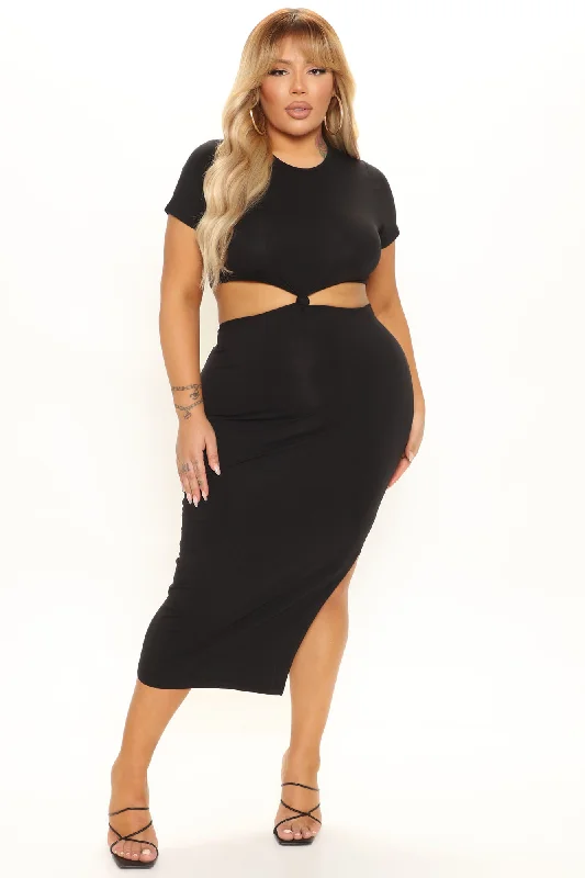 Just Chilling Midi Dress - Black