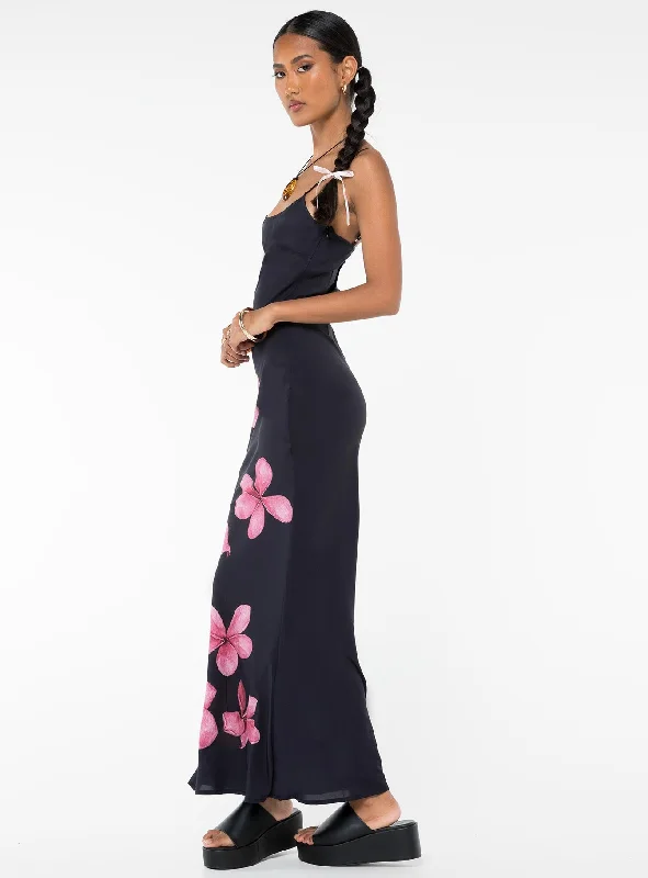 Katrine Flower Maxi Dress Black