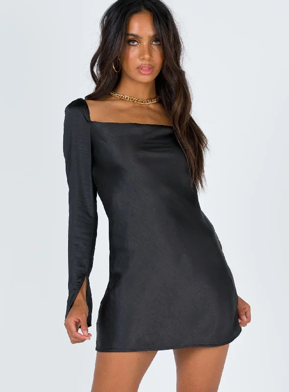 Star Power Mini Dress Black