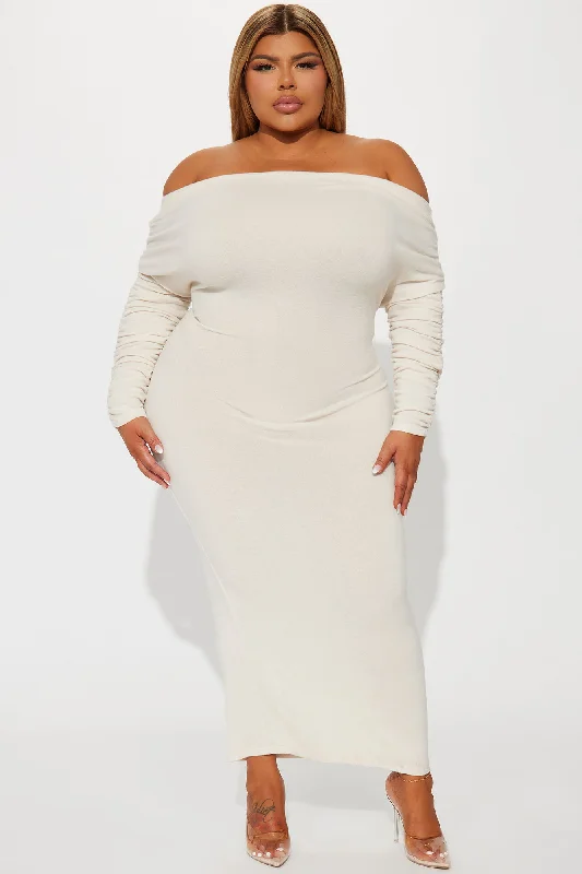 Yasmine Off Shoulder Sweater Maxi Dress - Cream