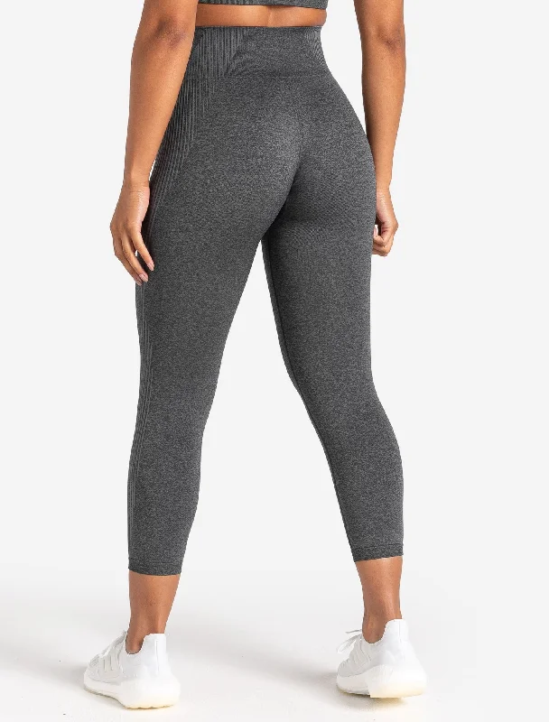 ADAPT 2.0 Seamless 7/8 Leggings - Charcoal