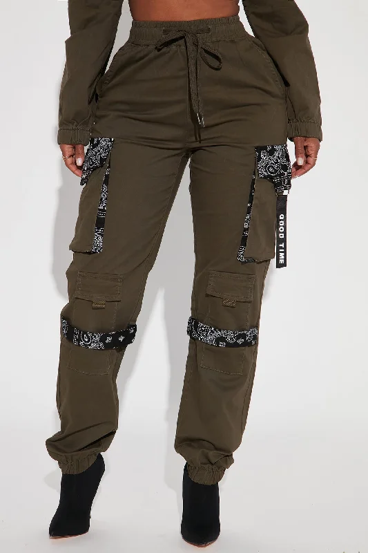 Always A Good Time Cropped Cargo Jogger - Olive