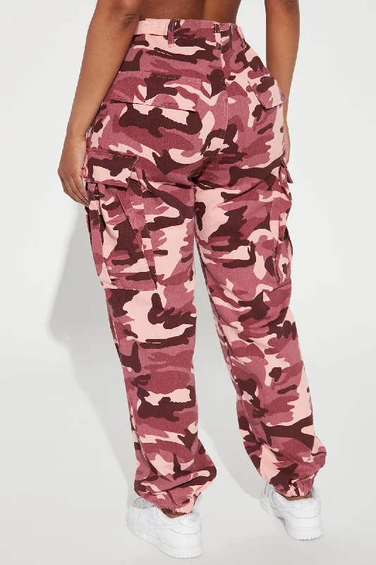 Cadet Kim Oversized Camo Pants - Pink/combo