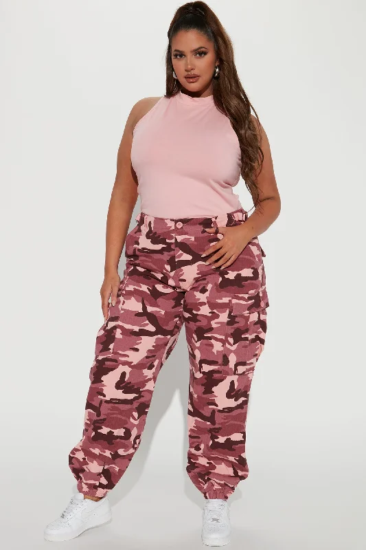 Cadet Kim Oversized Camo Pants - Pink/combo