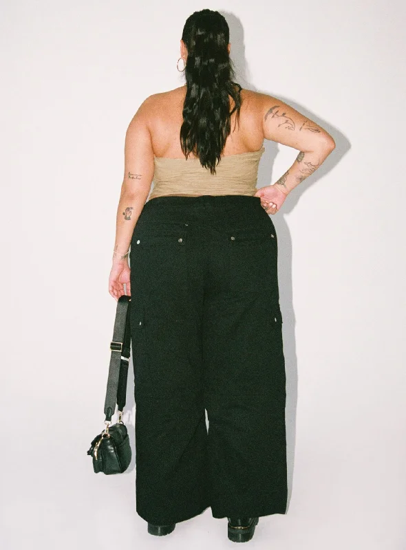 Fallout Mid Rise Cargo Pants Black Curve