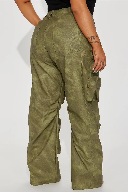 Harvey Washed Faux Leather Cargo Pant - Olive