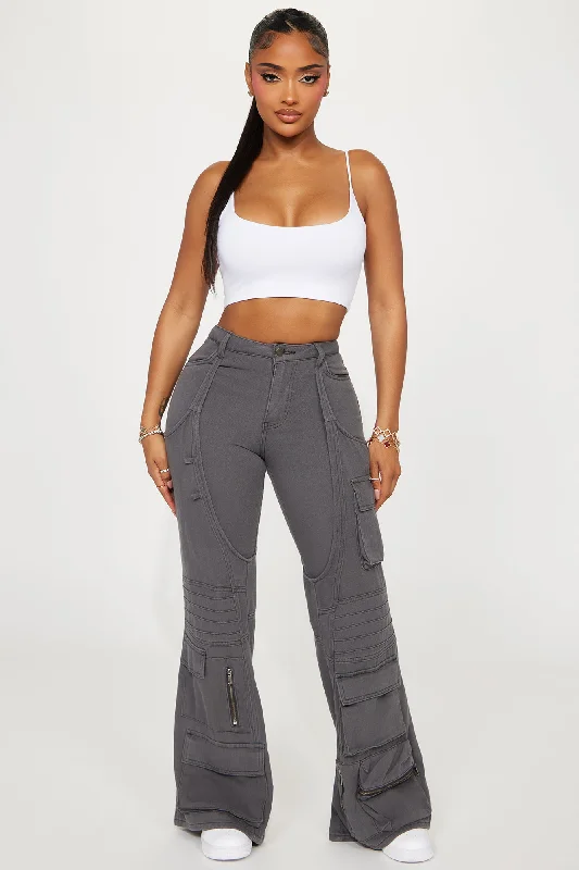 Heartbreaker Cargo Flare Pant - Charcoal