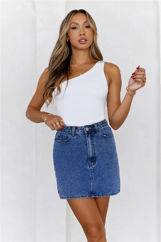 HELLO MOLLY BASE Best Side One Shoulder Tank Top White