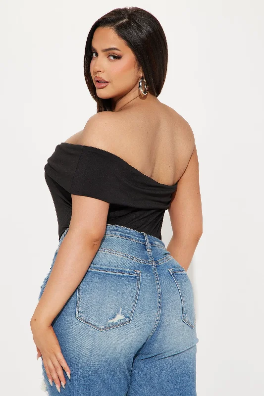 Kendall Off Shoulder Bodysuit - Black