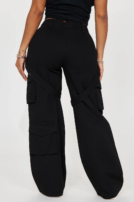 Klesis Wide Leg Cargo Pant - Black