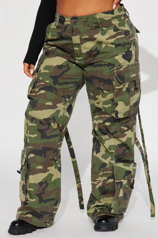 Level You Up Camo Cargo Pant - Olive/combo