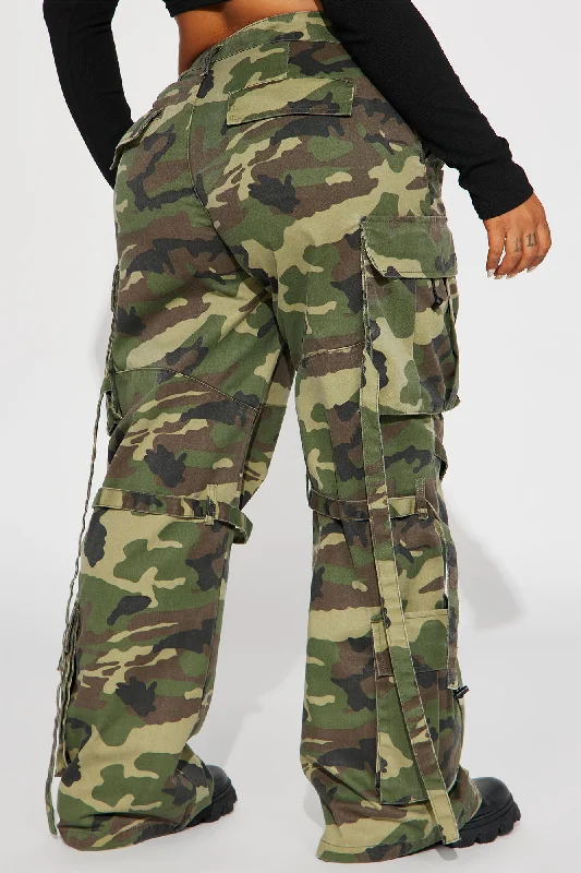 Level You Up Camo Cargo Pant - Olive/combo