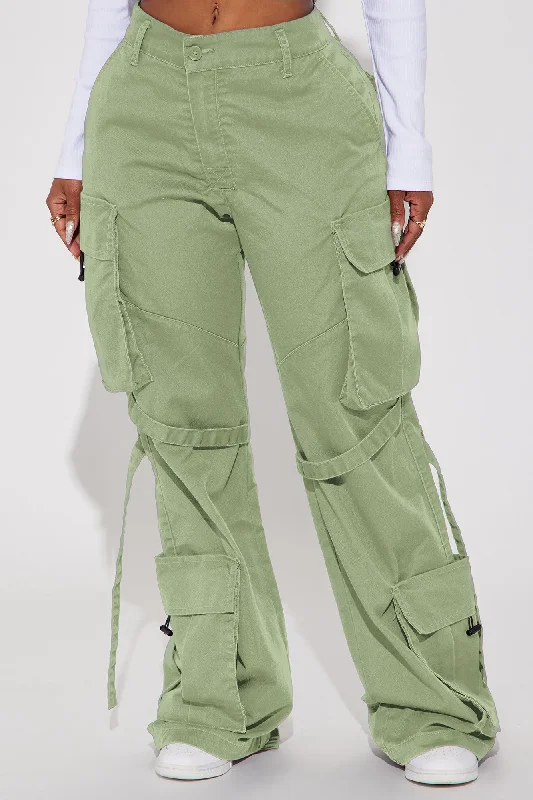 Level You Up Cargo Pant - Sage