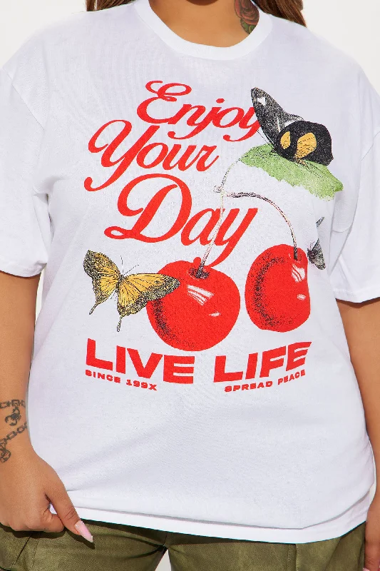 Live Life Graphic Tshirt - White