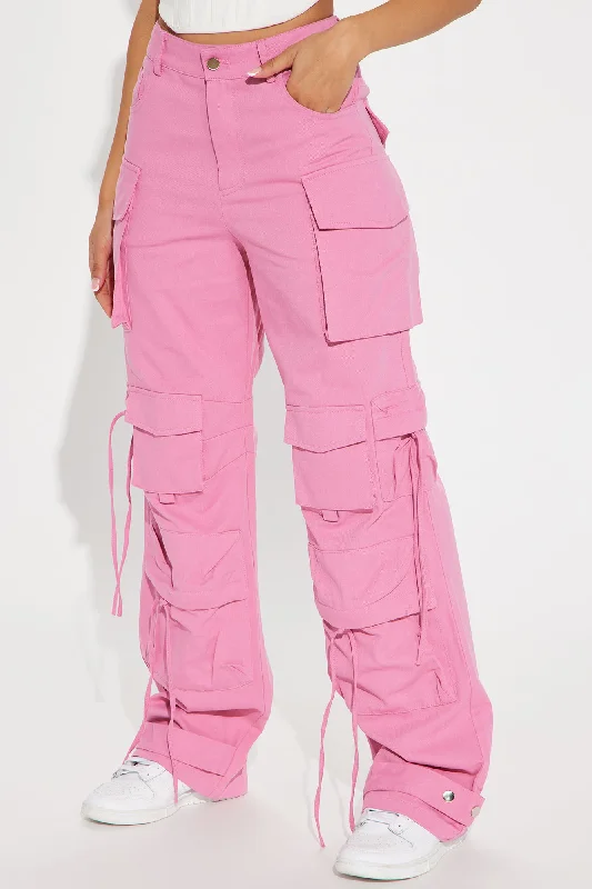 On My Hot Girl Walk Cargo Pant - Pink