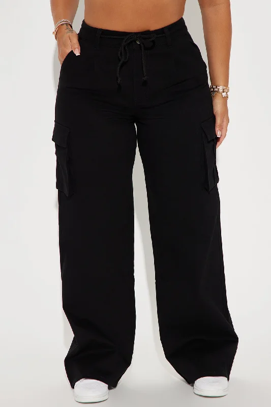 Out For The Day Cargo Pant - Black