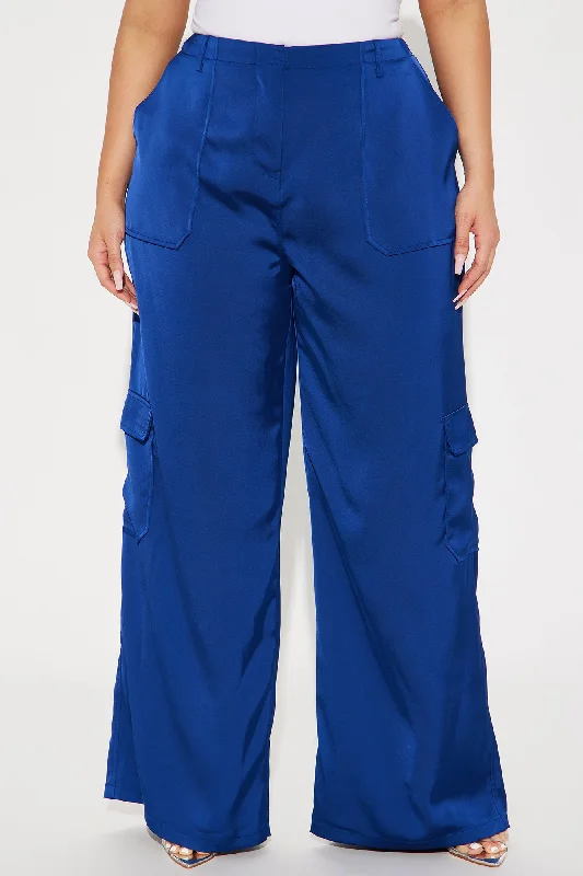 Pretty Girl Walk Satin Cargo Pant - Navy