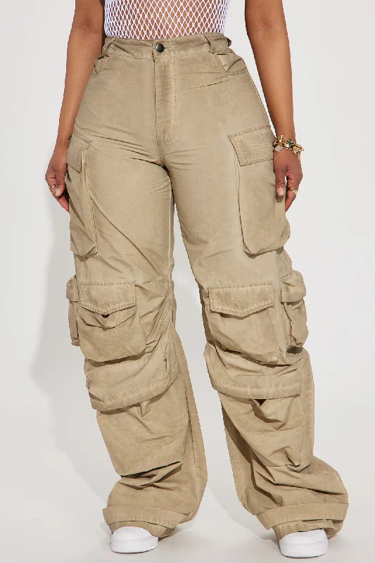 Talk It Up Oversized Cargo Pant - Khaki