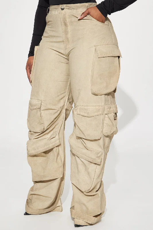 Talk It Up Oversized Cargo Pant - Khaki