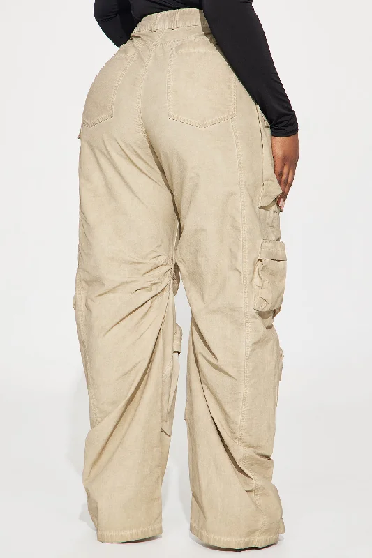 Talk It Up Oversized Cargo Pant - Khaki