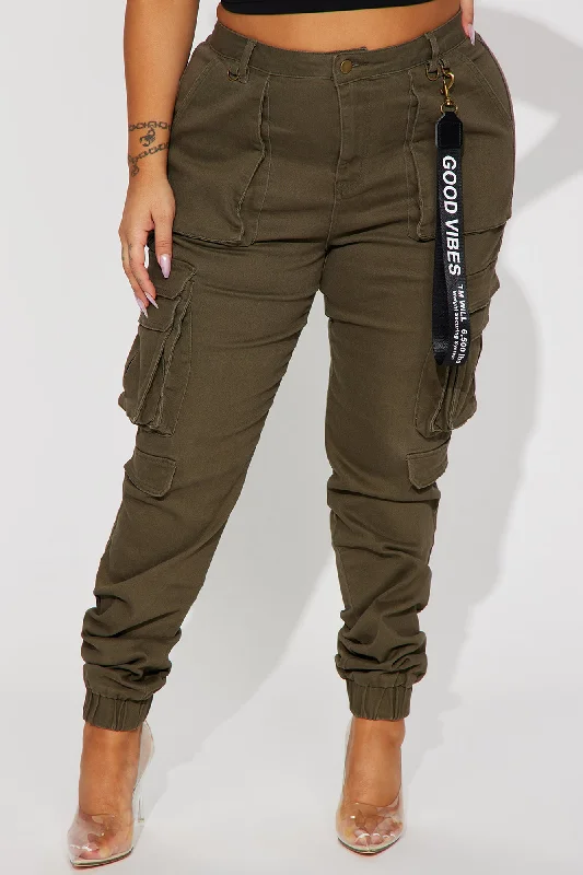 Tall Good Vibes Cargo Jogger - Olive