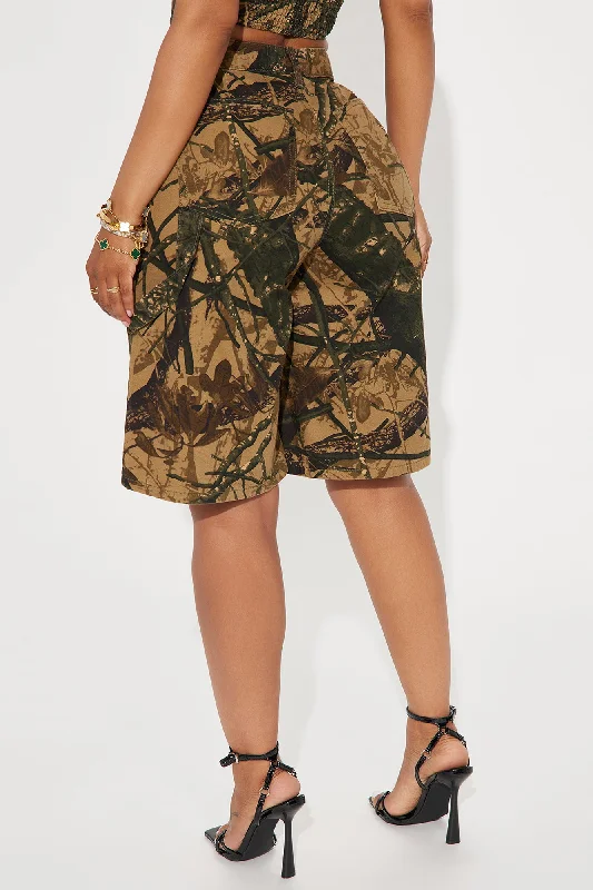 Under Control Tree Camo Bermuda Short - Khaki/combo