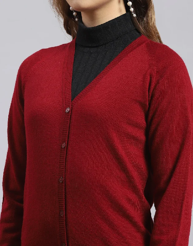 Women Maroon Solid V Neck Full Sleeve Cardigan