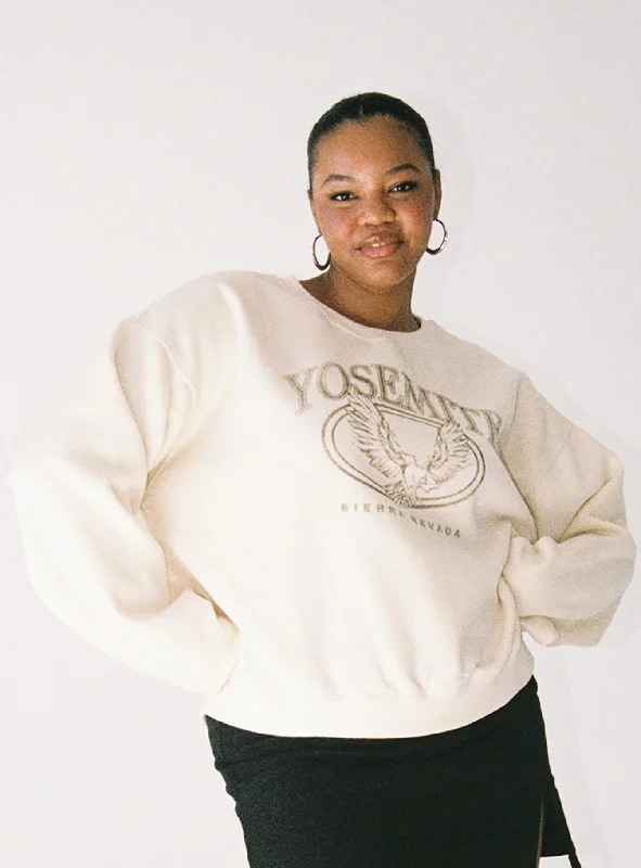 Yosemite Sweater Cream Curve