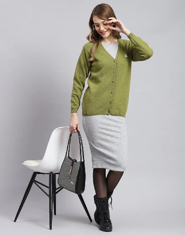 Women Green Solid V Neck Full Sleeve Cardigans